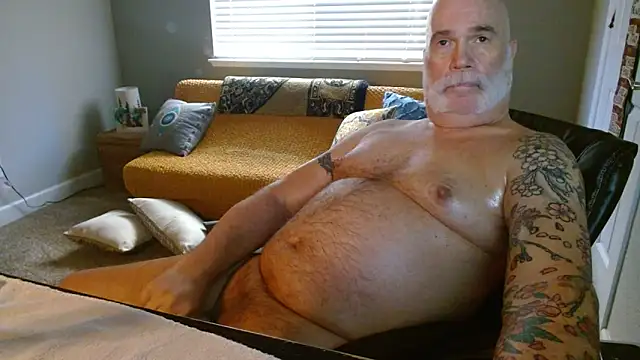 Snapshot of musclebearnips chatting on 16, 3, 2025 musclebearnips online show from 16, 3, 2025