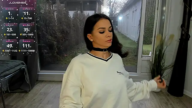 Selena Reeves online show from 10, 1, 2025