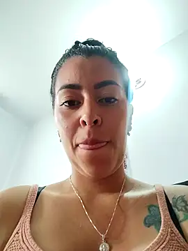 Emily Wane online show from 5, 10, 2025