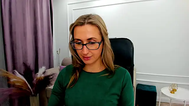 PassionGlow online show from 28, 1, 2025