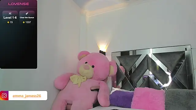 Emma jamess online show from 28, 2, 2025