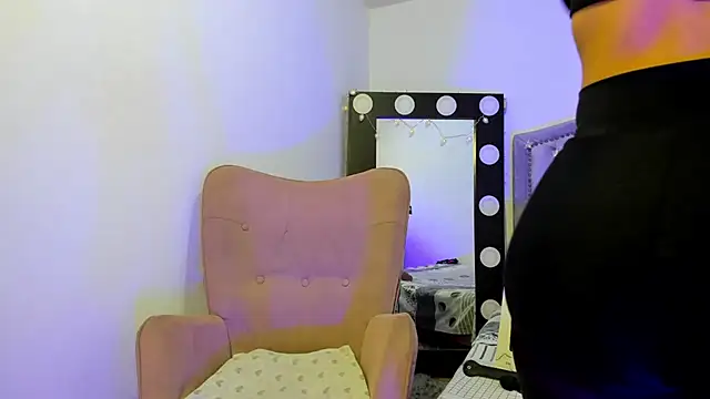 AnaRuiz online show from 12, 1, 2026