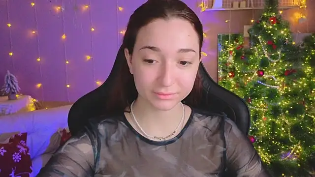 YasmineWest online show from 10, 1, 2026