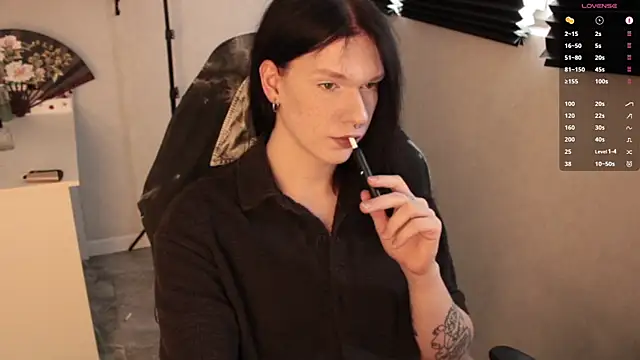 carthylovvve online show from 23, 2, 2025