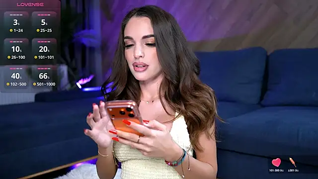 EsmeAinsley online show from 18, 12, 2025