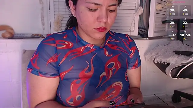 Snapshot of JulianaCastillo chatting on 2, 2, 2025 JulianaCastillo online show from 2, 2, 2025