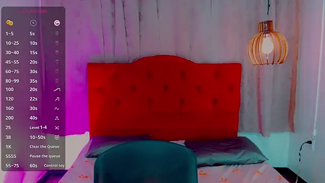 Jessica smith 1 online show from 5, 3, 2025