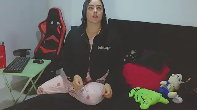 Noamartin  online show from 23, 4, 2026