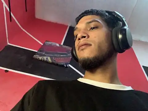 tanned boy online show from 14, 4, 2026