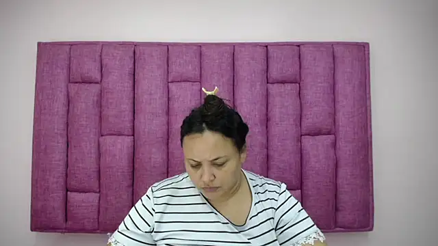 CrushOnMe  online show from 7, 1, 2026