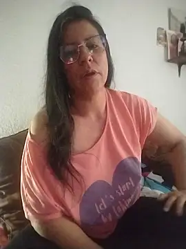 Snapshot of LucifernandaSw chatting on 17, 2, 2025 LucifernandaSw online show from 17, 2, 2025