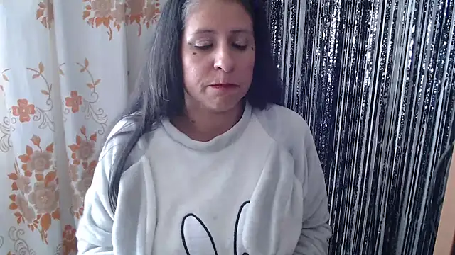 Snapshot of LucifernandaSw chatting on 28, 2, 2025 LucifernandaSw online show from 28, 2, 2025