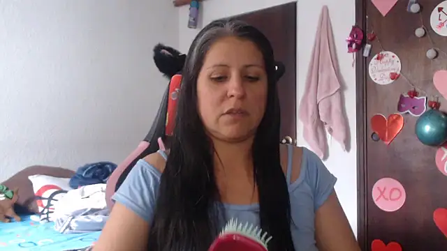 Snapshot of LucifernandaSw chatting on 15, 2, 2026 LucifernandaSw online show from 15, 2, 2026