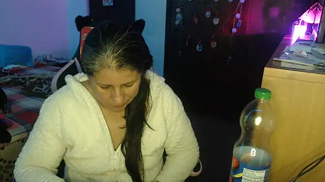 LucifernandaSw online show from 16, 4, 2026