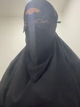 Snapshot of Hijabi_HotGirls chatting on 22, 2, 2025 Hijabi HotGirls online show from 22, 2, 2025