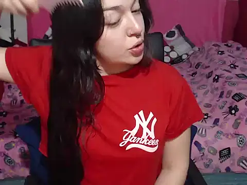 Angela 18honey online show from 23, 11, 2025