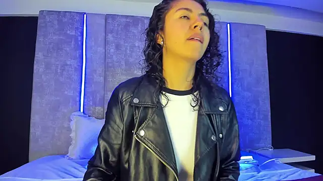 Amareto  online show from 18, 4, 2026