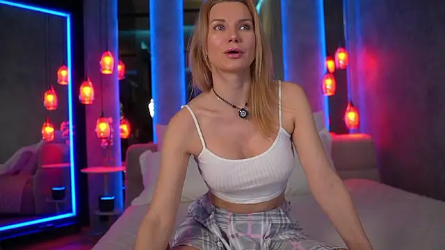 NovaMaria online show from 8, 2, 2026