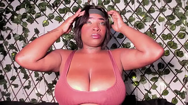 AlondraFerri1 online show from 16, 12, 2025