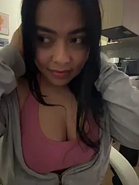 PetitLumiere online show from 2, 1, 2025