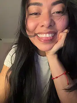 PetitLumiere online show from 10, 10, 2025