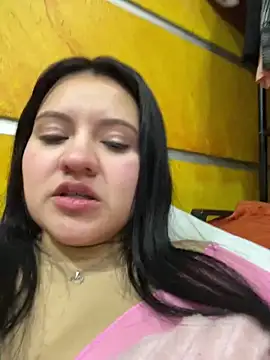 Snapshot of dannarossy_ chatting on 18, 1, 2025 dannarossy online show from 18, 1, 2025