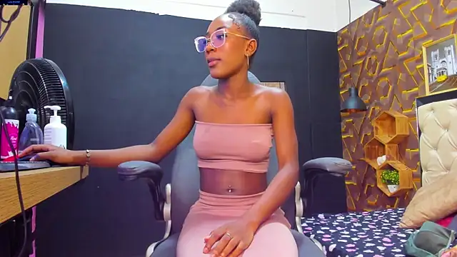 Snapshot of deyy_madissonn chatting on 23, 1, 2025 deyy madissonn online show from 23, 1, 2025