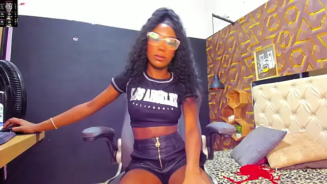 Snapshot of deyy_madissonn chatting on 11, 3, 2025 deyy madissonn online show from 11, 3, 2025