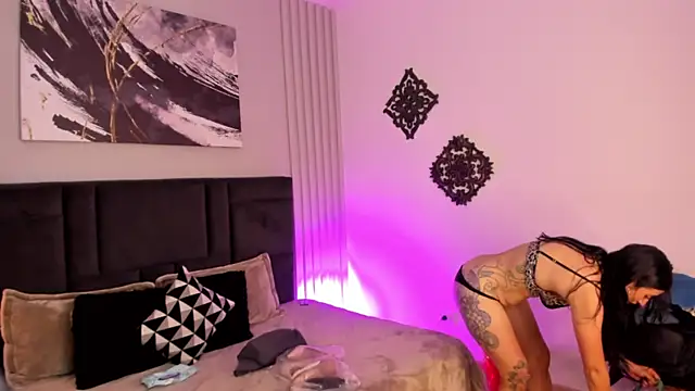 kira moon   online show from 24, 3, 2026