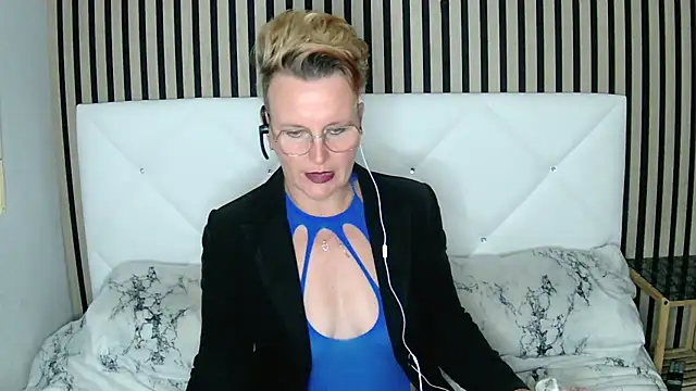 xxNoeliaxx online show from 15, 1, 2025