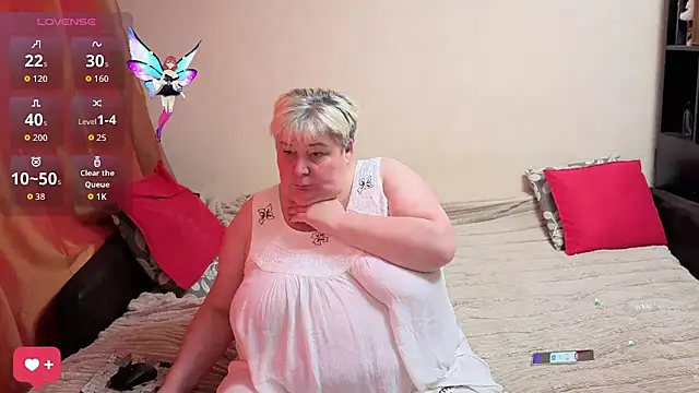 Snapshot of Klio5678 chatting on 24, 10, 2025 Klio5678 online show from 24, 10, 2025