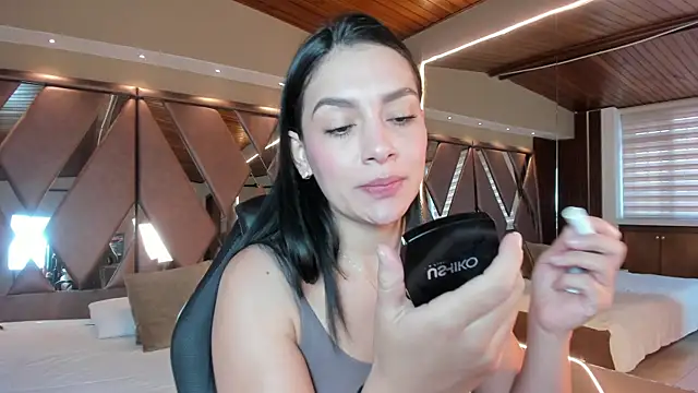 carina rossi online show from 22, 9, 2025