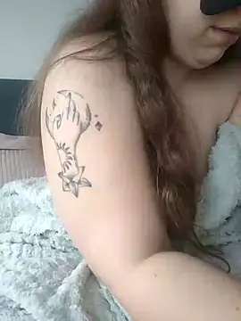 FrancaiseLynne online show from 13, 12, 2024