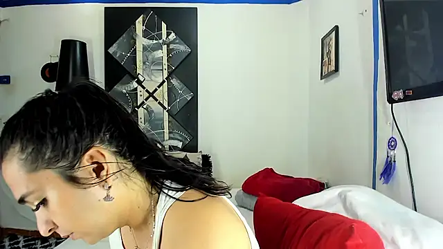 SARAMISHA online show from 17, 4, 2026