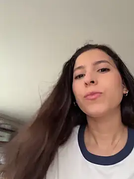 Snapshot of LittleDoll___ chatting on 8, 6, 2026 LittleDoll online show from 8, 6, 2026