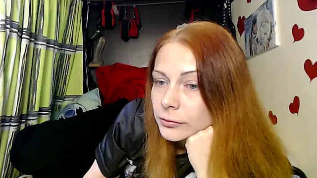 Snapshot of HarleyQuinn_69 chatting on 19, 9, 2025 HarleyQuinn 69 online show from 19, 9, 2025