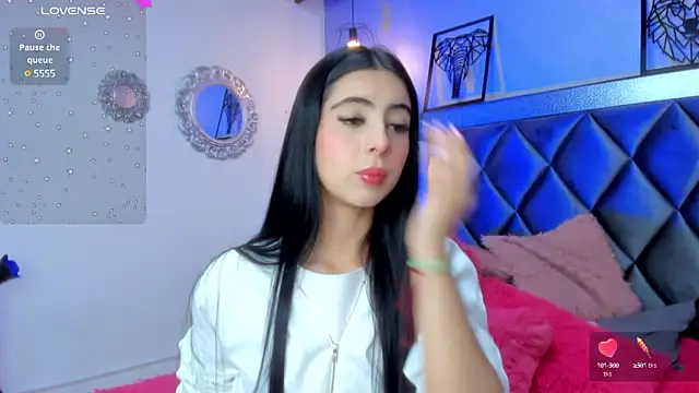 Snapshot of ashley_brend chatting on 13, 12, 2024 ashley brend online show from 13, 12, 2024