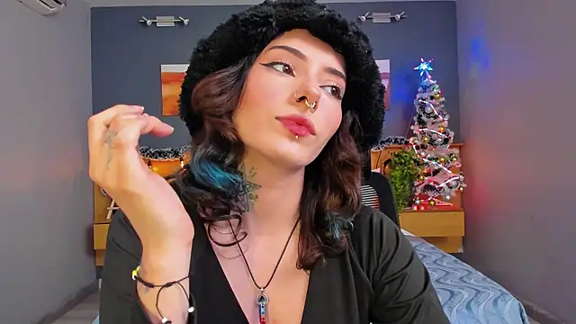 Snapshot of LiliJones_ chatting on 7, 12, 2024 LiliJones online show from 7, 12, 2024