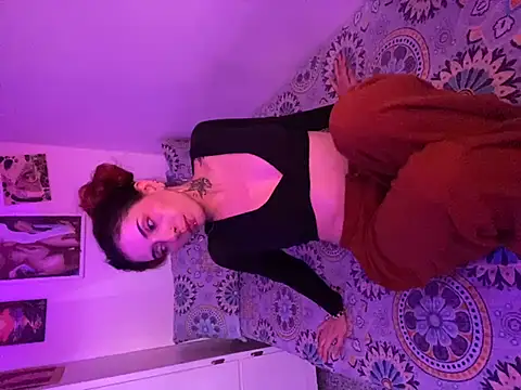 Snapshot of LiliJones_ chatting on 15, 3, 2025 LiliJones online show from 15, 3, 2025