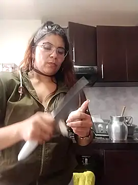 Luna Dumont online show from 23, 2, 2025