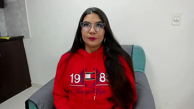 Luna Dumont online show from 27, 11, 2025