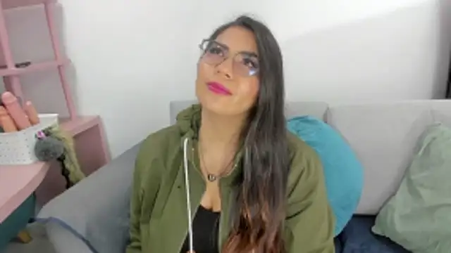 Snapshot of Luna_Dumont chatting on 18, 1, 2026 Luna Dumont online show from 18, 1, 2026