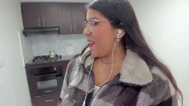 Snapshot of Luna_Dumont chatting on 24, 2, 2026 Luna Dumont online show from 24, 2, 2026