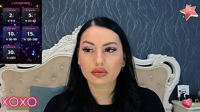 Lauren Saint online show from 9, 2, 2025