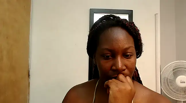 Snapshot of blackhotbody chatting on 16, 1, 2025 blackhotbody online show from 16, 1, 2025