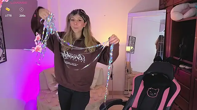 NATAASHA    online show from 17, 4, 2026