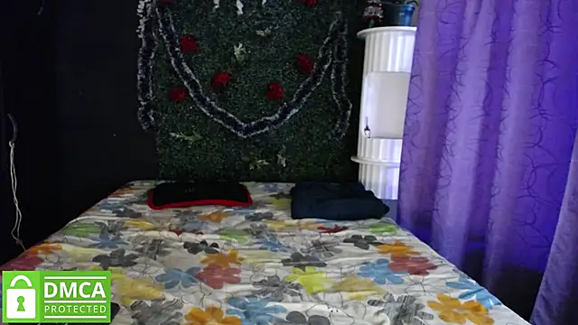 Mr MrsCurie online show from 17, 12, 2025