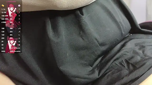 Snapshot of lucie_nicolls chatting on 24, 2, 2025 lucie nicolls online show from 24, 2, 2025