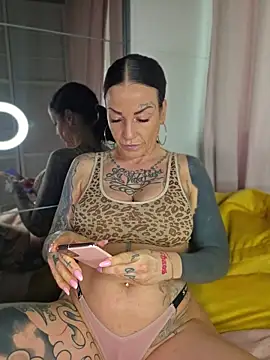 Snapshot of EmilyDiazofficial chatting on 3, 7, 2026 EmilyDiazofficial online show from 3, 7, 2026