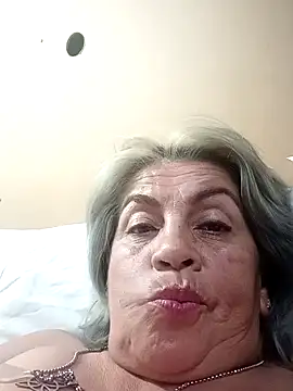 Snapshot of DirtyBIianca chatting on 2, 2, 2025 DirtyBIianca online show from 2, 2, 2025